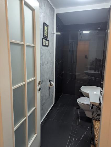 Casă cu 5 camere cu Canalizare în Străulești