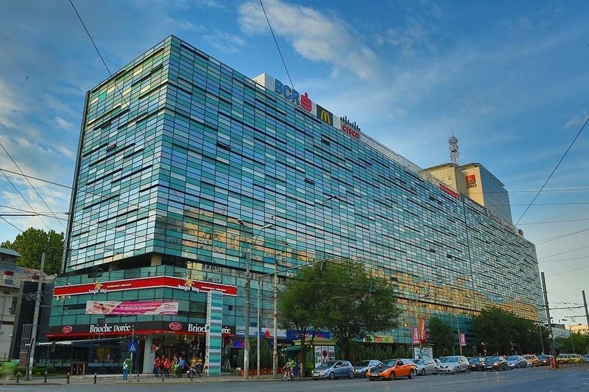 Spațiu comercial, de 240 mp, în Victoriei