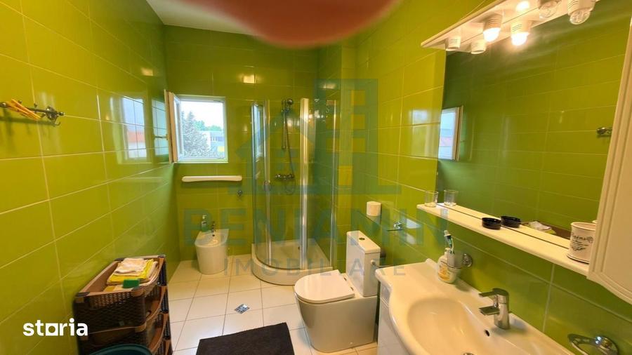 Apartament cu 2 camere decomandat în Valea Rosie