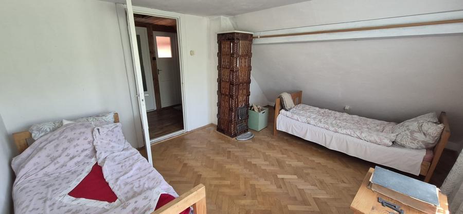 Casă cu 4 camere cu Teren 7400 Mp în Cicârlău