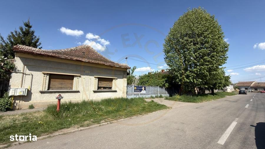 Teren de 3442 mp, în Central