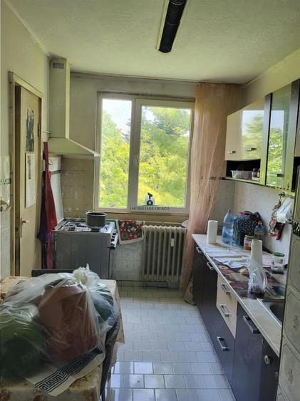 Vanzare Apartament 3 Camere Decomandat Berceni-Izvorul Crisului - 2