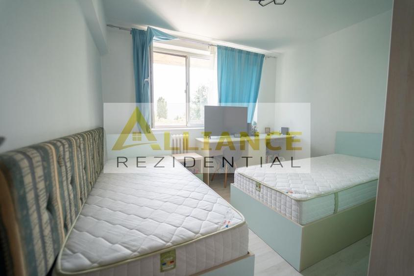Apartament cu 2 camere semidecomandat în Berceni