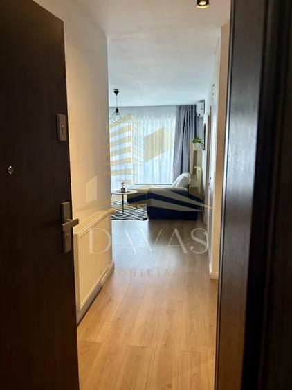 Apartament cu 2 camere semidecomandat, mobilat în Sopor