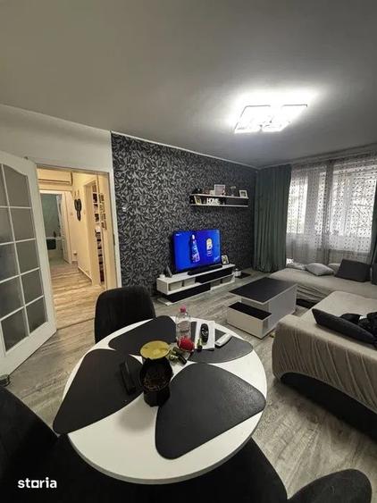 Apartament cu 3 camere decomandat, mobilat în Drumul Taberei — fotografia 1