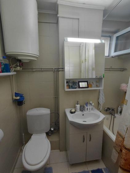 Apartament cu 2 camere semidecomandat în Obor