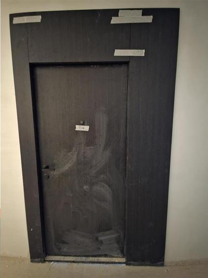 Apartament cu 3 camere semidecomandat în Mărăști