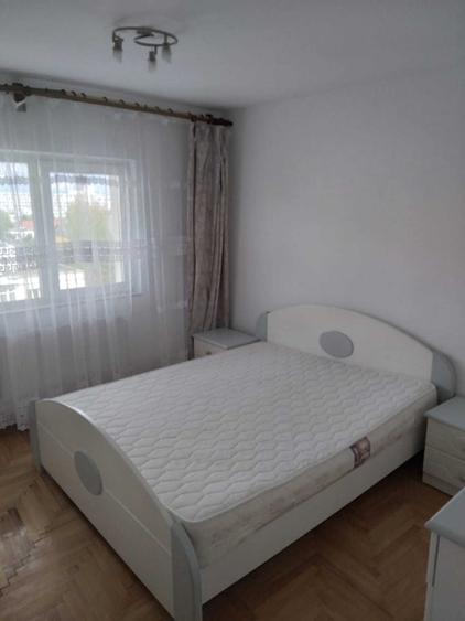 Apartament cu 2 camere decomandat în George Enescu