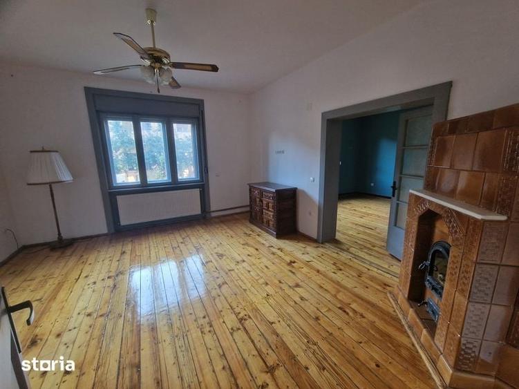 Casă cu 3 camere cu Teren 100 Mp în Valea Roșie