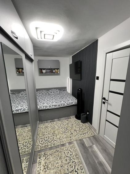 Apartament cu 2 camere decomandat în Crâng