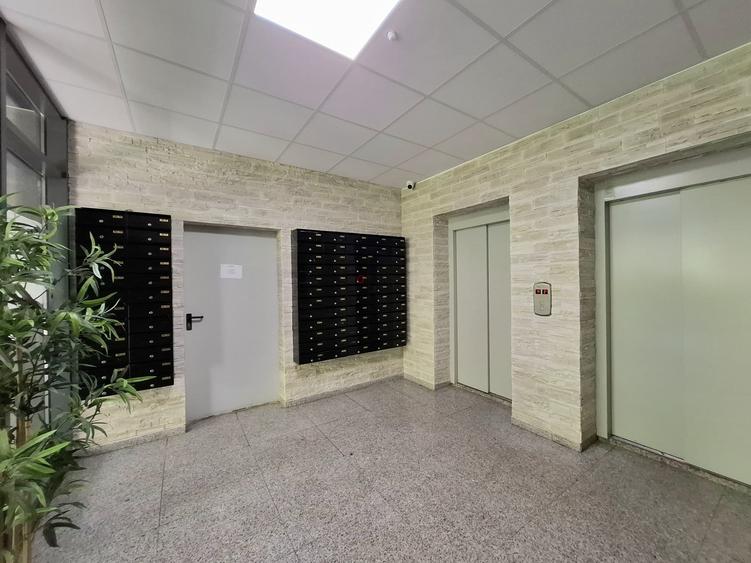 Apartament cu 2 camere semidecomandat, mobilat în P-ța Muncii