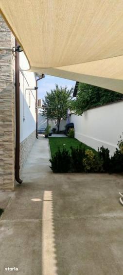 Casă cu 4 camere cu Teren 150 Mp în Central