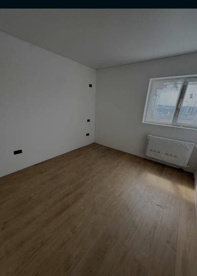 Apartament cu 2 camere semidecomandat în Titan