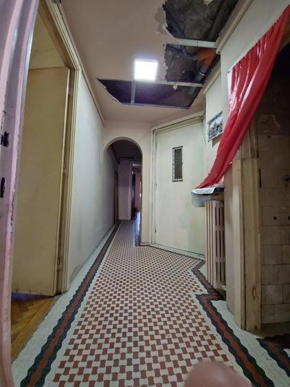 Apartament cu 4 camere decomandat în Universitate