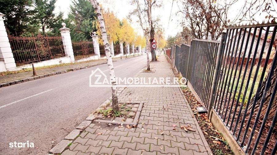 Casă cu 3 camere cu Teren 1001 Mp în Platou