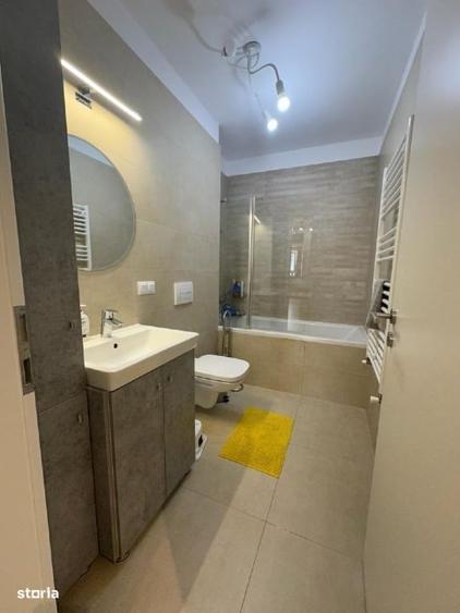 Apartament cu 3 camere decomandat, mobilat în Tractorul