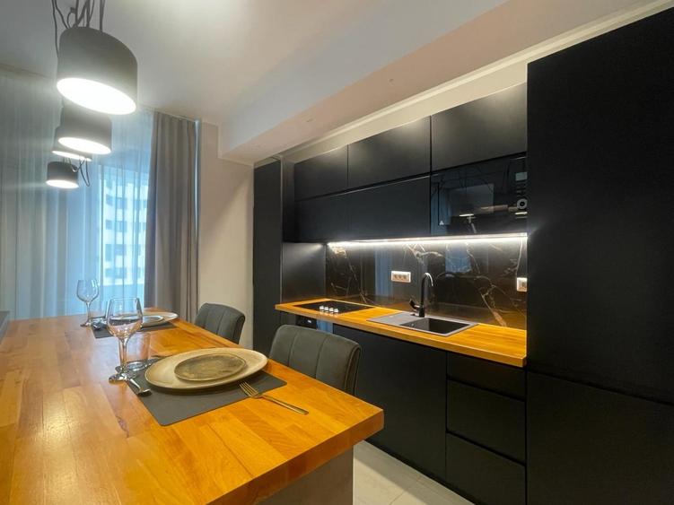 Apartament cu 2 camere decomandat, mobilat în Tomis Plus