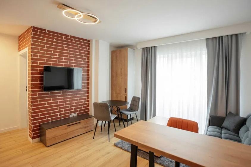 Apartament cu 2 camere semidecomandat, mobilat în Florești — fotografia 3