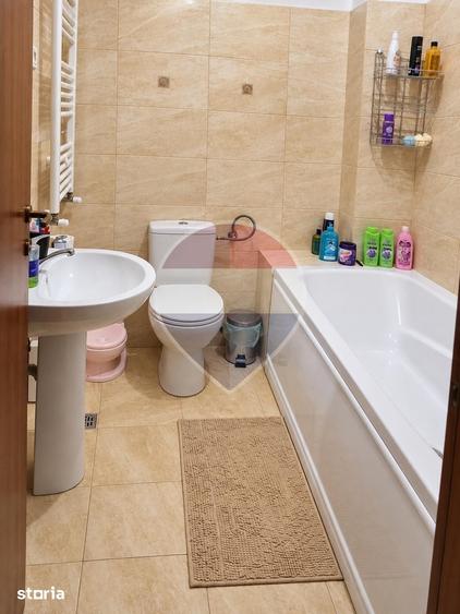 Apartament cu 3 camere decomandat în Chiajna