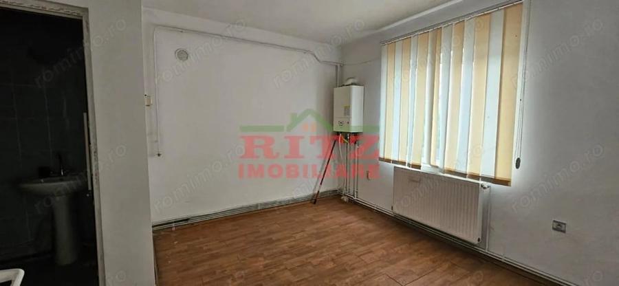 Spațiu comercial, de 166 mp, în Central