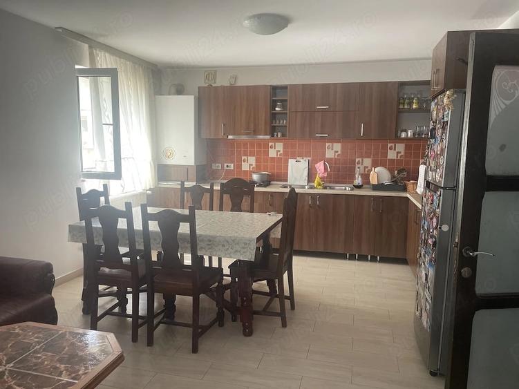 Casă cu Teren 300 Mp în Central