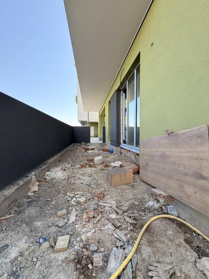 Apartament cu 2 camere decomandat în Giroc
