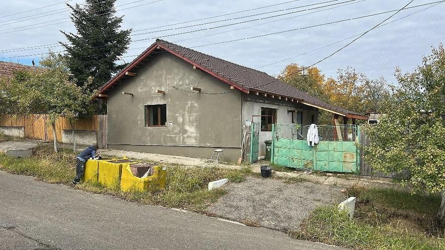 Casă cu 2 camere cu Teren 926 Mp în Murani