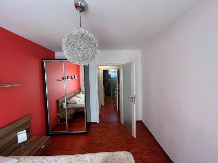 Apartament cu 2 camere semidecomandat, mobilat în Ultracentral