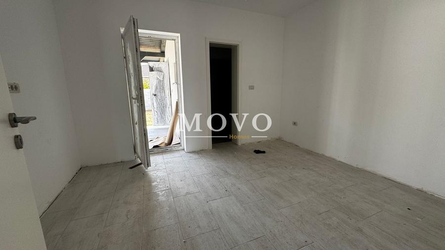 Duplex cu 3 camere cu Canalizare în Moșnița Veche