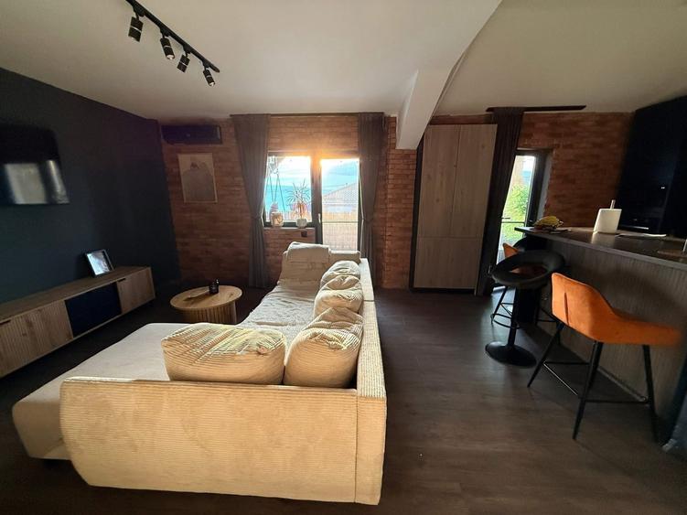 Apartament cu 2 camere semidecomandat, mobilat în Apahida