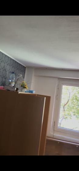 Apartament cu 4 camere decomandat în Pantelimon