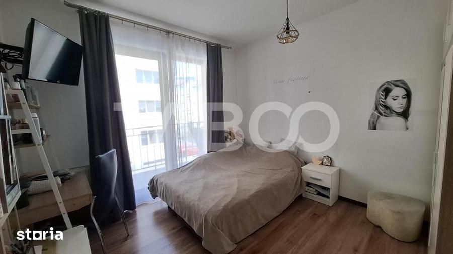 Apartament cu 3 camere decomandat în Turnișor
