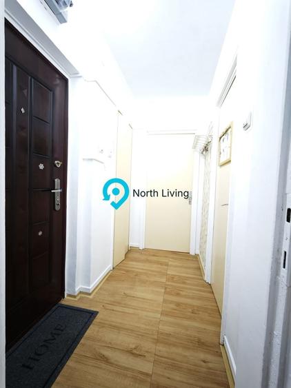Apartament cu 3 camere semidecomandat în Pajura
