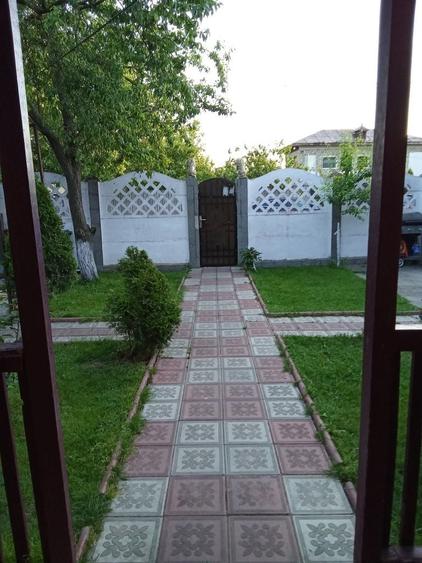 Casă cu 3 camere în Central