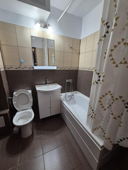Apartament 2 camere decomandat vis a vis de Palas - 5