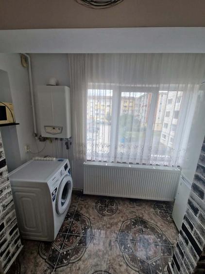 Apartament cu 2 camere decomandat în Exterior Vest