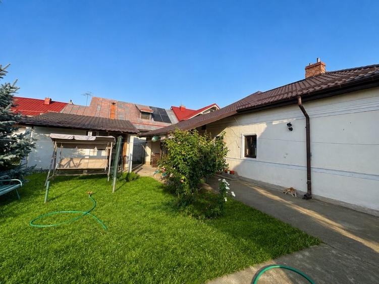 Casă cu 4 camere în Izbiceni