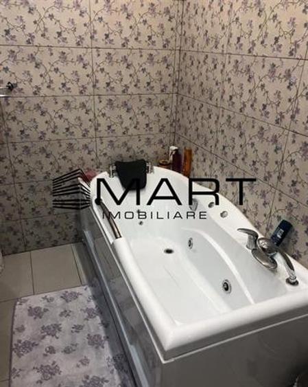 Casă cu 9 camere cu Teren 300 Mp în Terezian