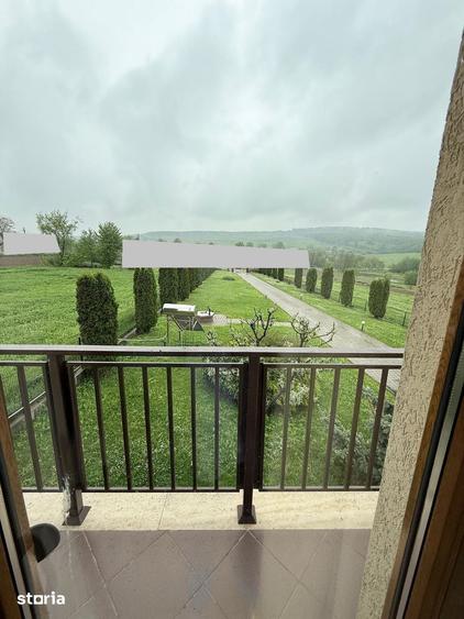 Casă cu 5 camere cu Teren 4300 Mp în Hănțești