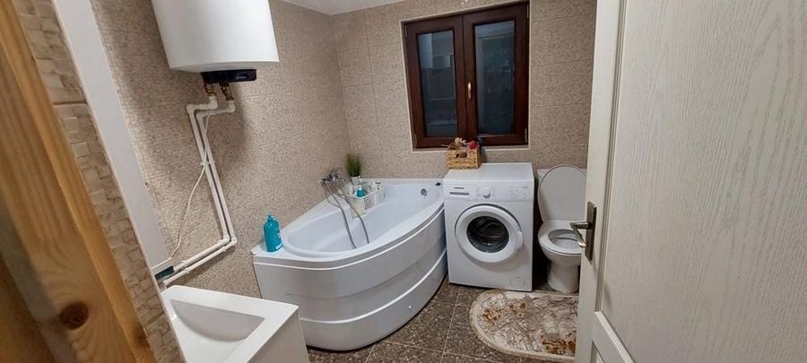 Casă cu 4 camere în Săliștea