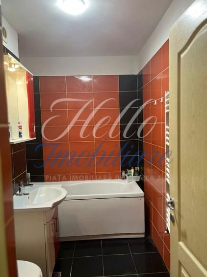 Apartament cu 2 camere semidecomandat, mobilat în Florești