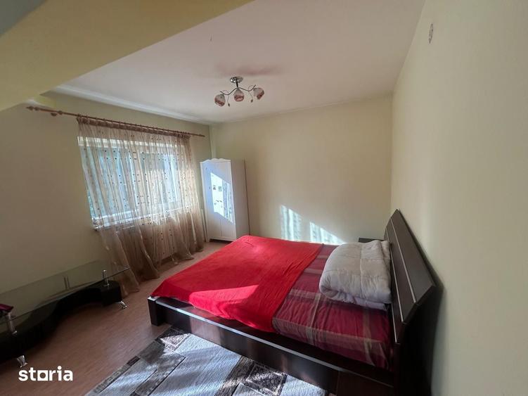 Apartament cu 5 camere în Central