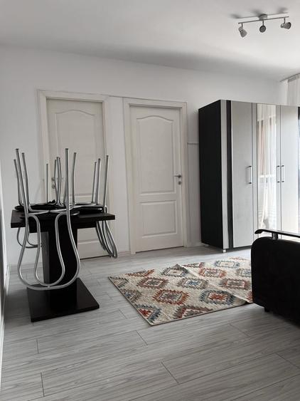 Apartament cu 2 camere semidecomandat în Lunca Cetățuii