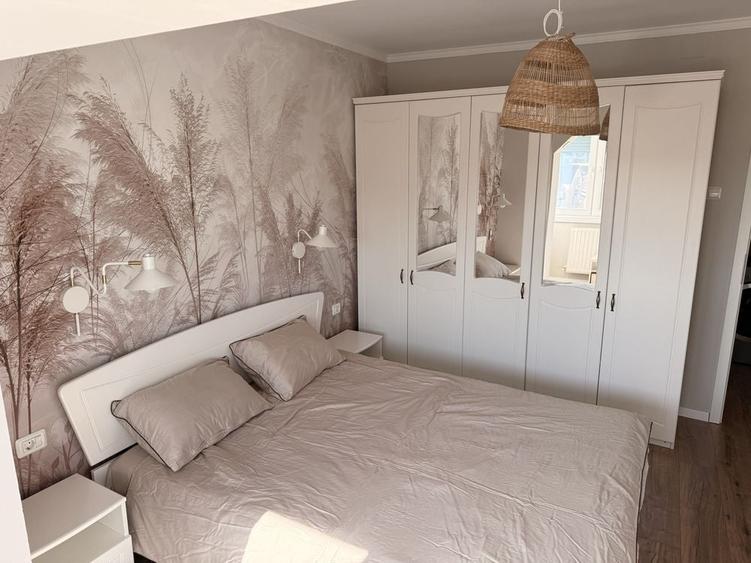 Apartament cu 2 camere decomandat, mobilat în Soarelui