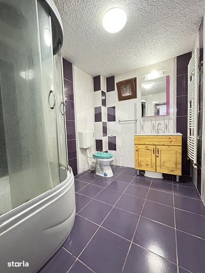 Casă cu 5 camere cu Teren 538 Mp în Pecineaga