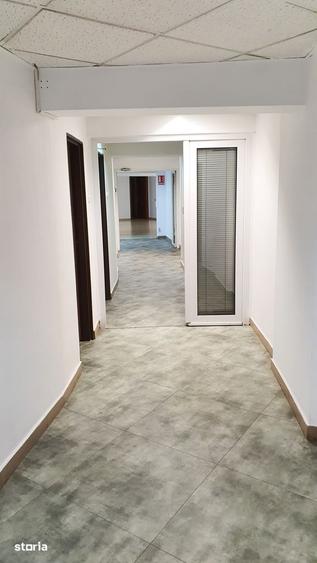 Spațiu comercial, de 1,100 mp, în Cantemir