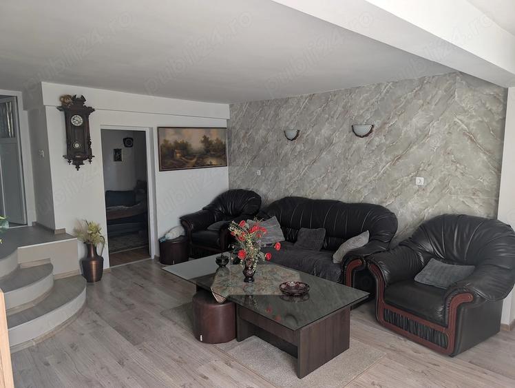 Casă cu Teren 1250 Mp în Central