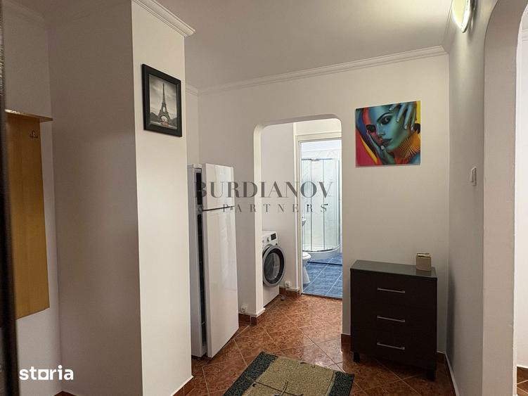 Apartament cu 2 camere decomandat, mobilat în Giurgiului