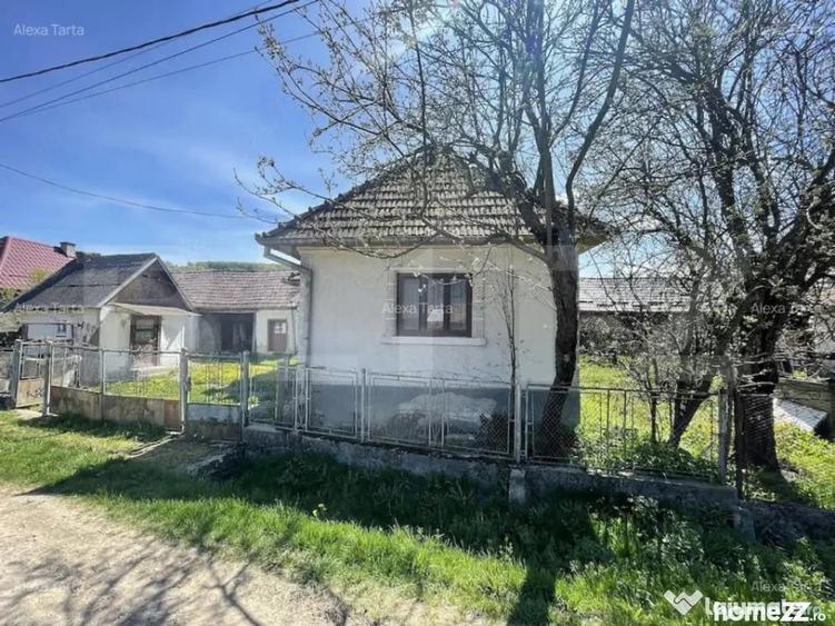 Casă cu 3 camere cu Teren 957 Mp în Central