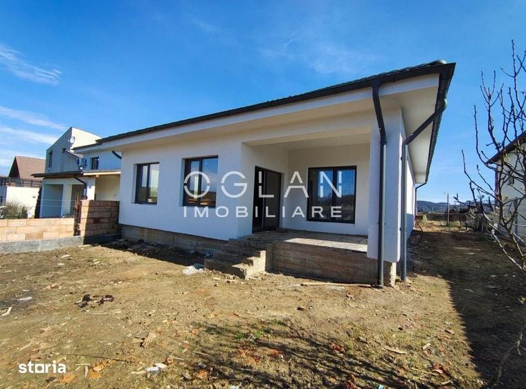 Casă cu 4 camere în Șelimbăr